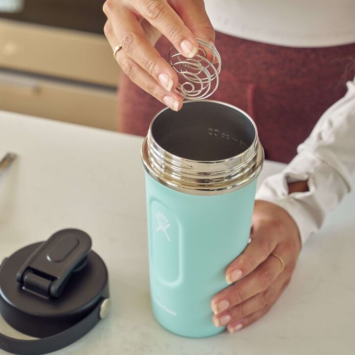 24 oz Insulated Shaker Bottle Black